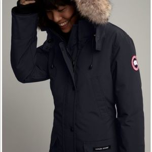 Canada Goose Trillium coat in Navy
